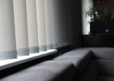 Żaluzja Pionowa Verticale osprzęt srebrny