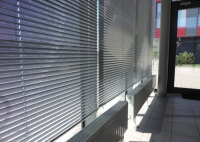 Żaluzja pozioma 25mm perforowana